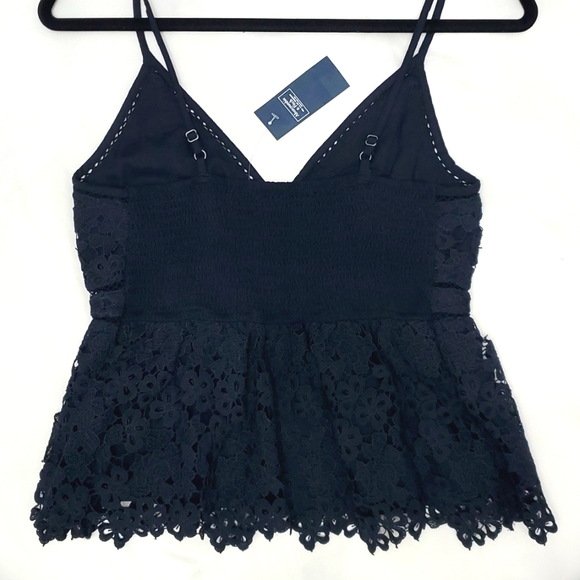 Bnwt Abercrombie & Fitch Navy lace Peplum top small - Picture 2 of 6
